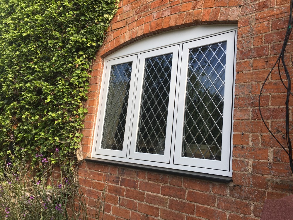 What colour windows go with red brick homes in the UK? Plus, more window colour ideas!